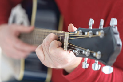 How to Work Around Finger Pain as a Guitar Player